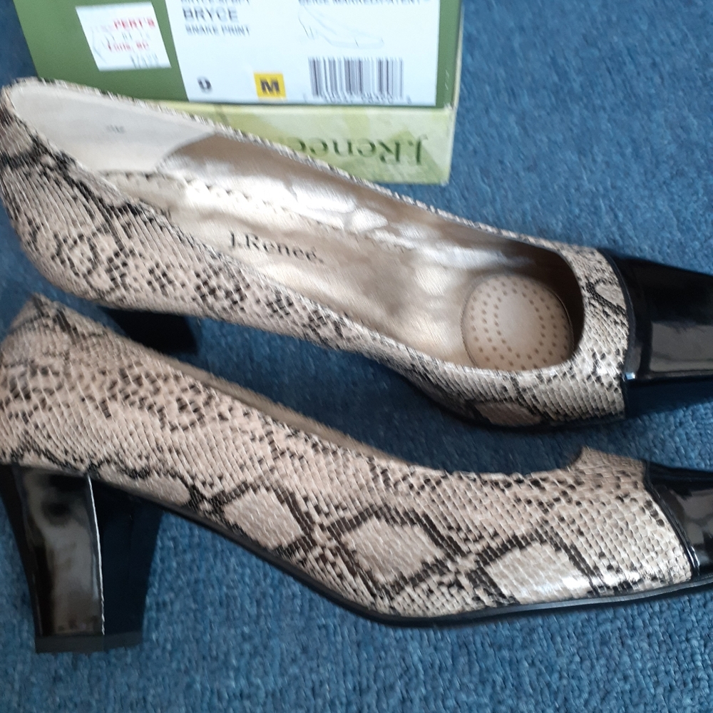 Shoes - Picture 2 of 3